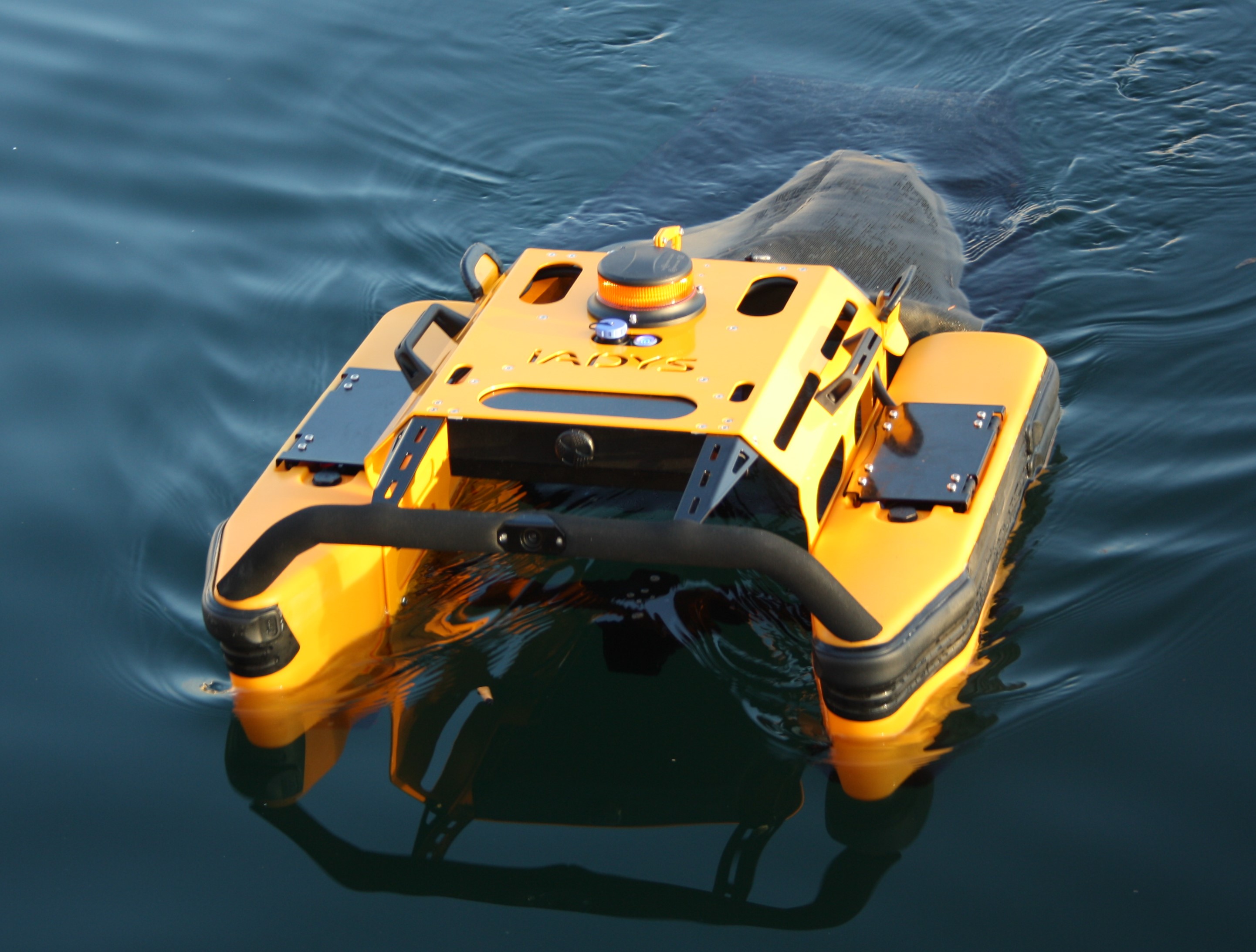 Dieser Roboter soll das Zollhafenbecken reinigen