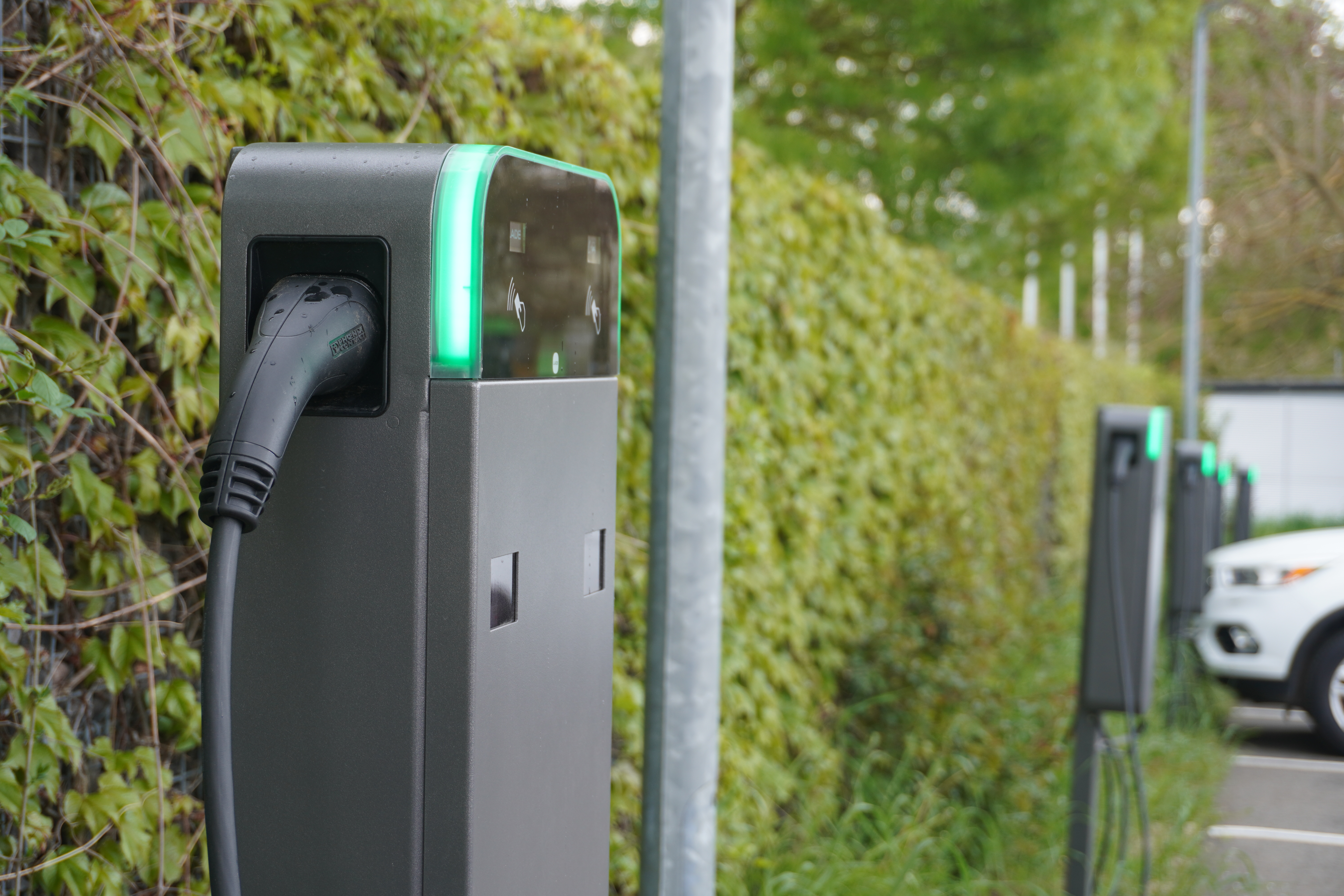 Größter Ladepark für Elektroautos in Mainz und Umgebung eröffnet